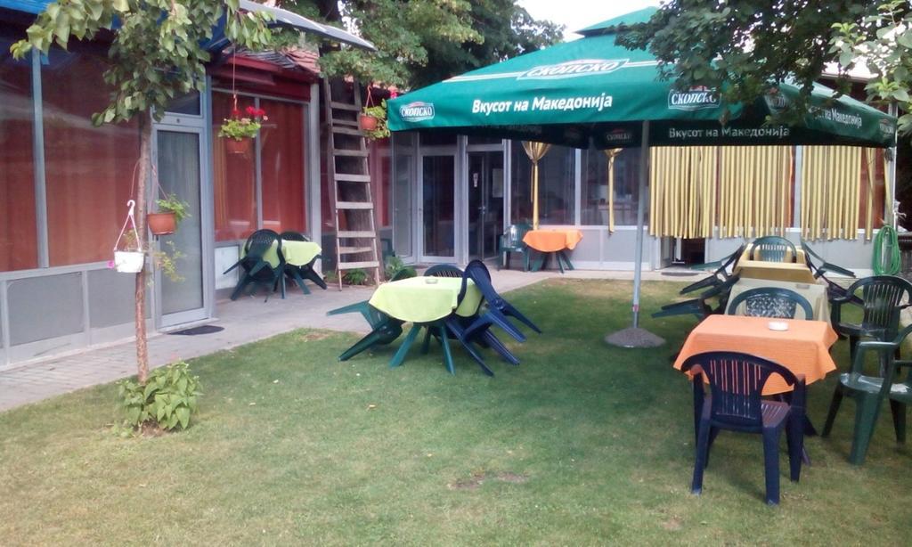 Motel Le Village Szkopje Kültér fotó